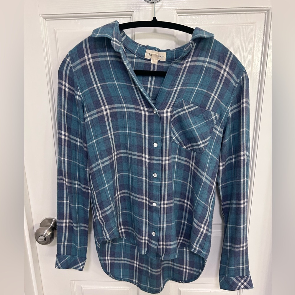 Anthropologie Cloth & Stone blue, green plaid button down shirt size S